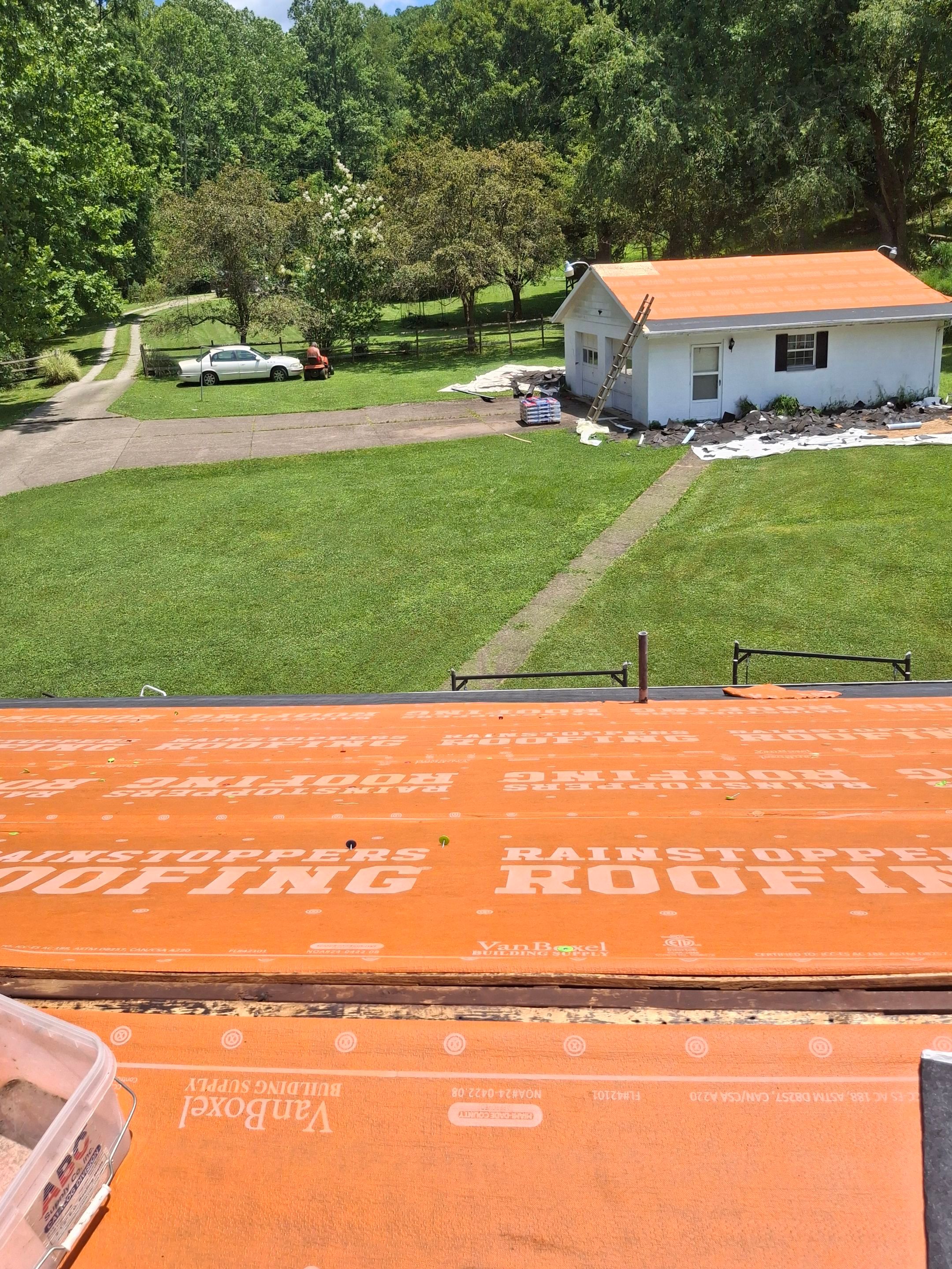 Residential Roofing Installation using GAF Timberline HDZ Charcoal by Rainstoppers Roofing
