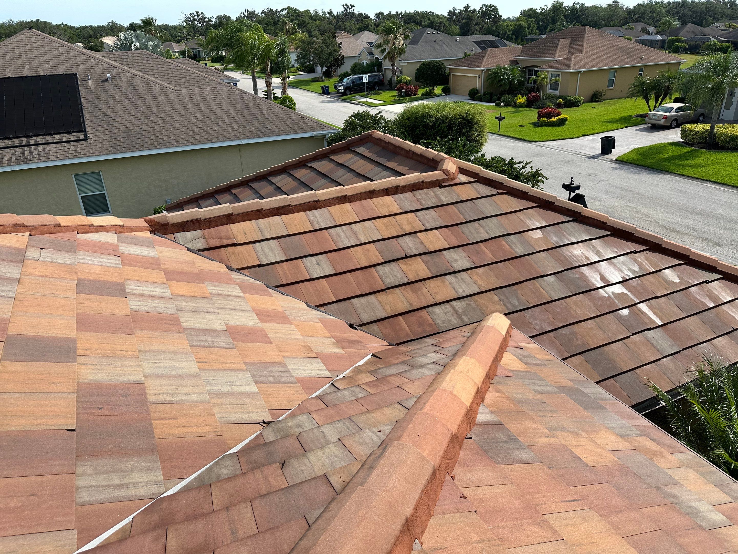 🏡 Tile Roof Cleaning – Gamble Creek Estates, Parrish, FL by Sunshine AquaWash