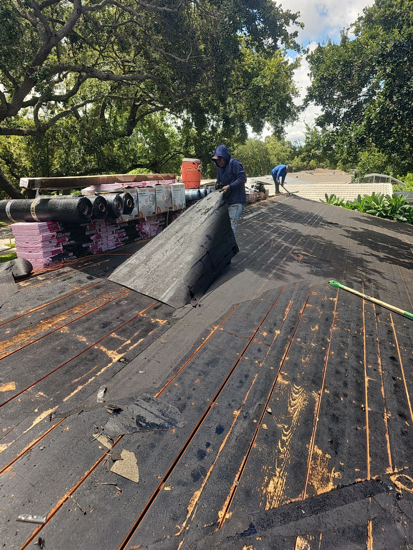 Project in Clearwater 33764 by Mitchell Roofing Company LLC 
