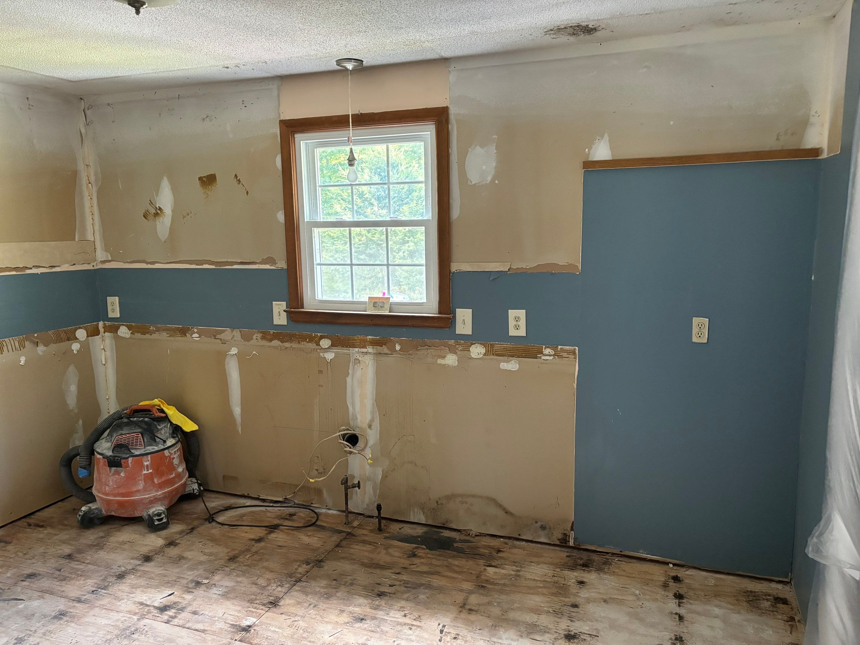 Kitchen Renovation in South Windsor by Ace Carpentry LLC 