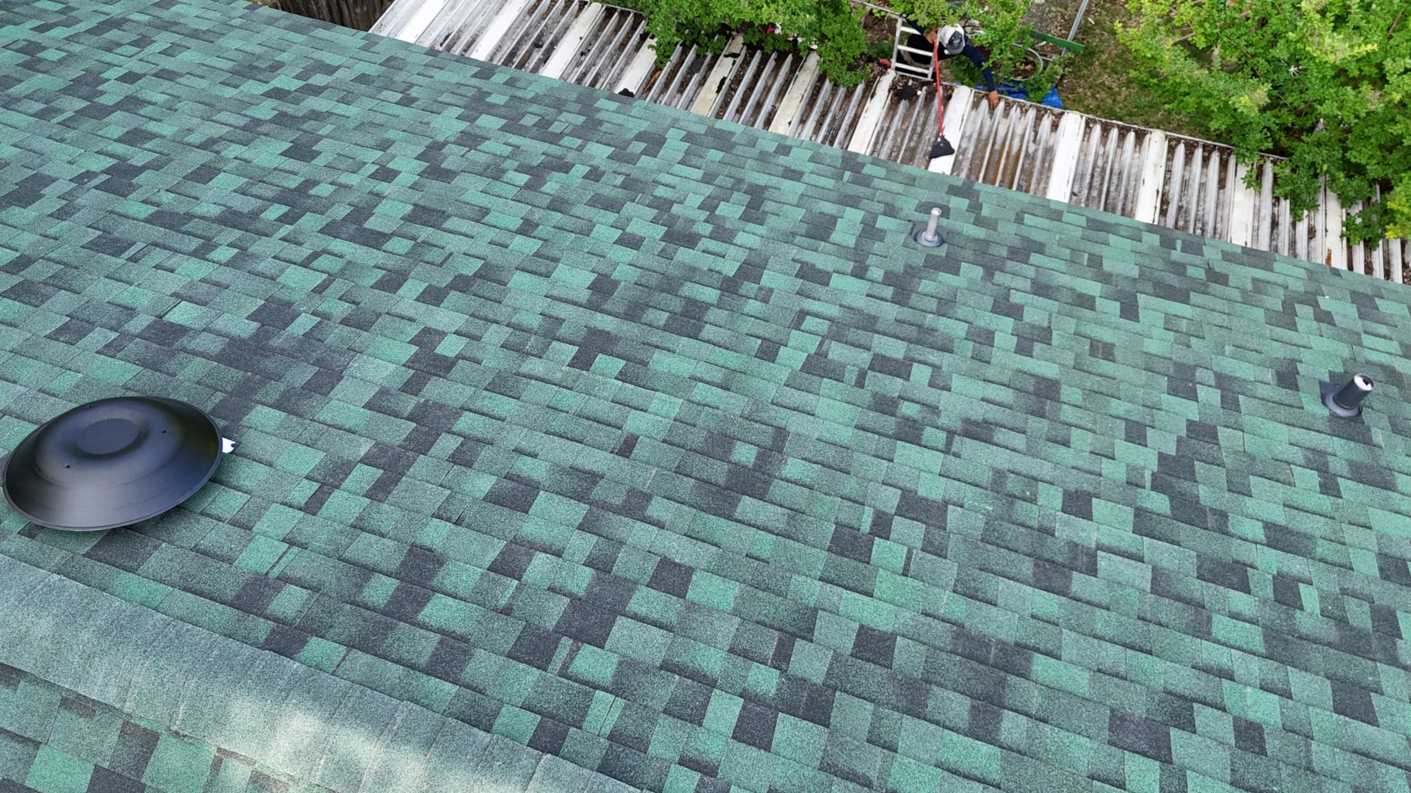 Chateau Green - Owens Corning TruDefinition Duration by RoofsOnly.com