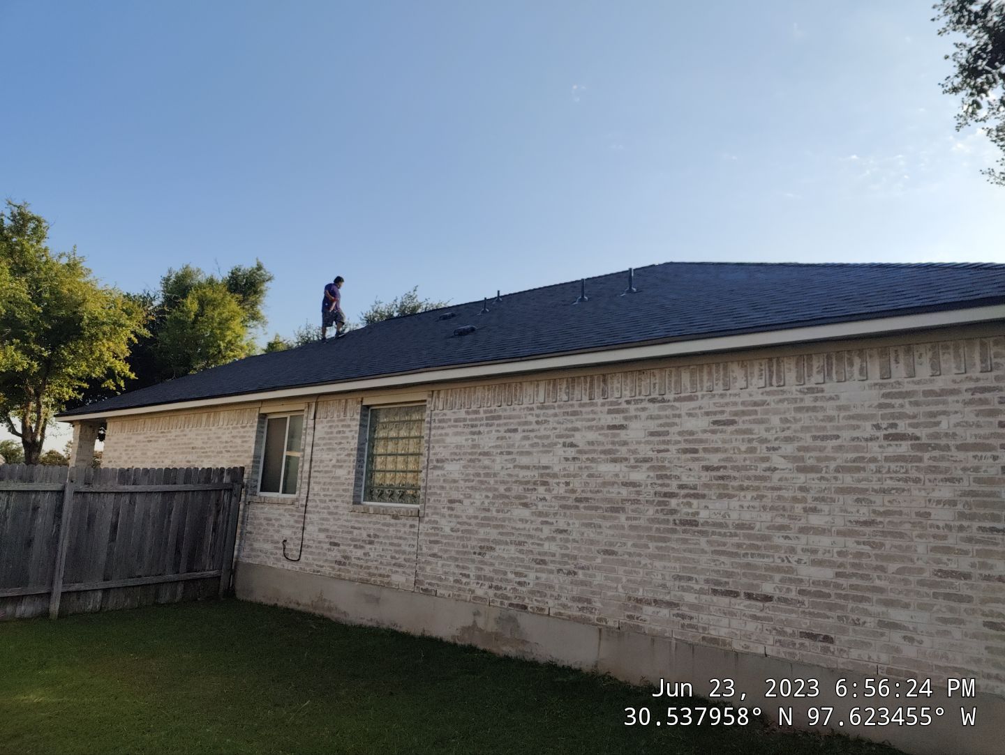 Residential Roofing Installation using Owens Corning Oakridge Onyx Black by DeZign Roofing & Exteriors