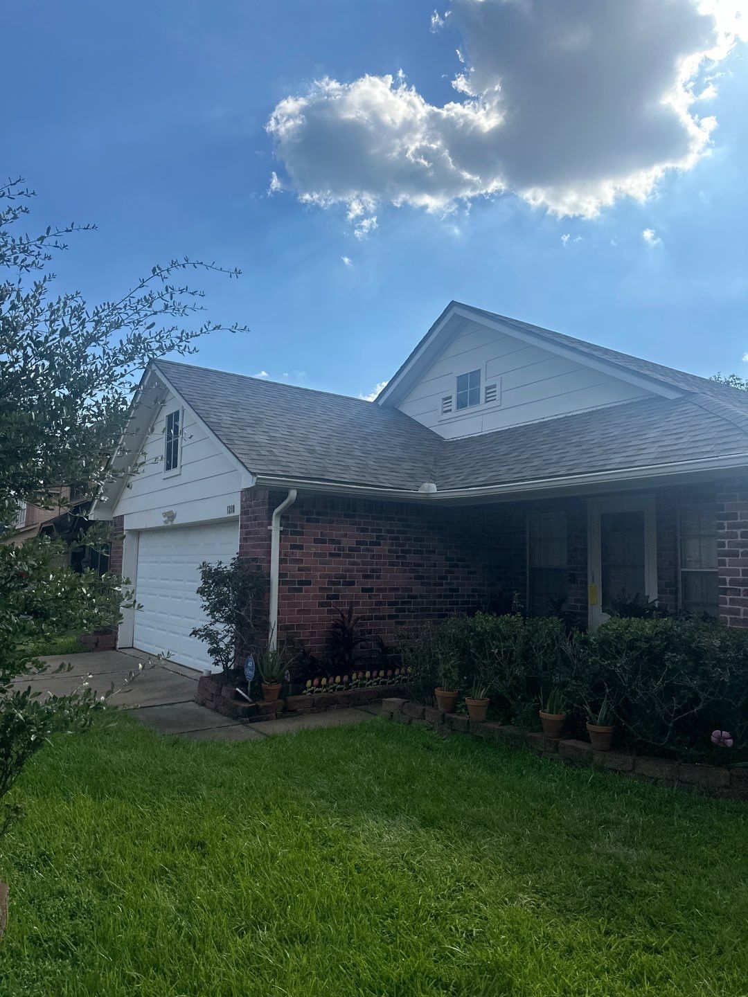 Roof Replacement Missouri by Roof Repair Services LLC