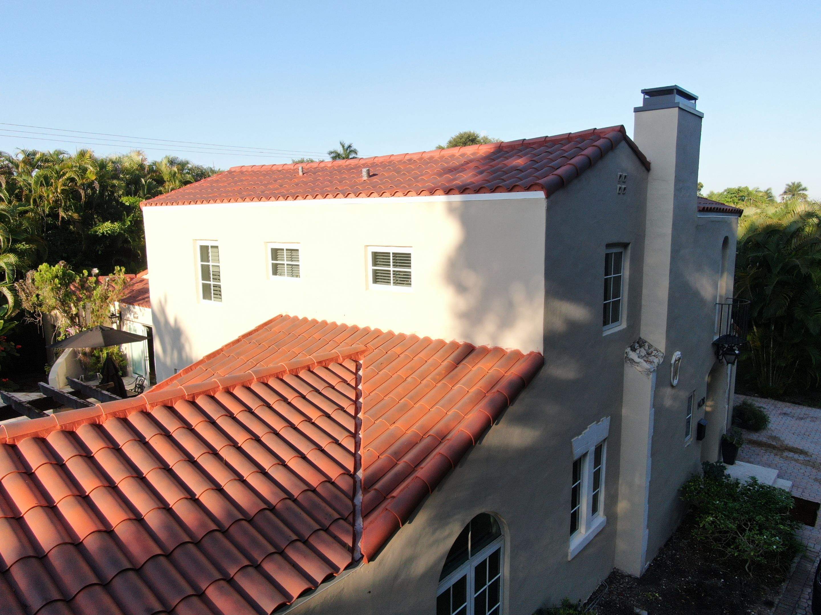 Verea Spanish S  - Fume Color by Istueta Roofing