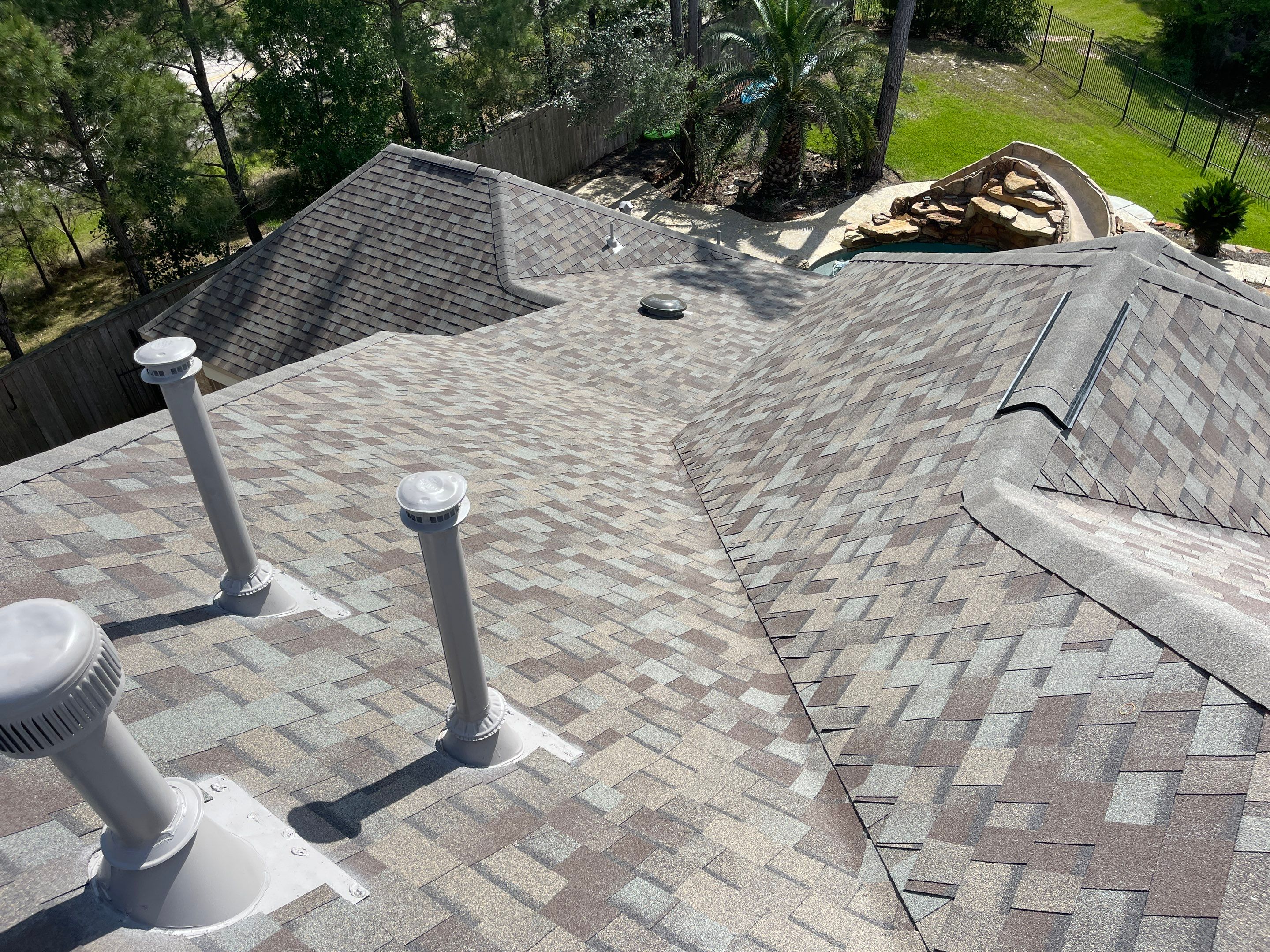 OC Duration Driftwood by HHH Roofing & Construction