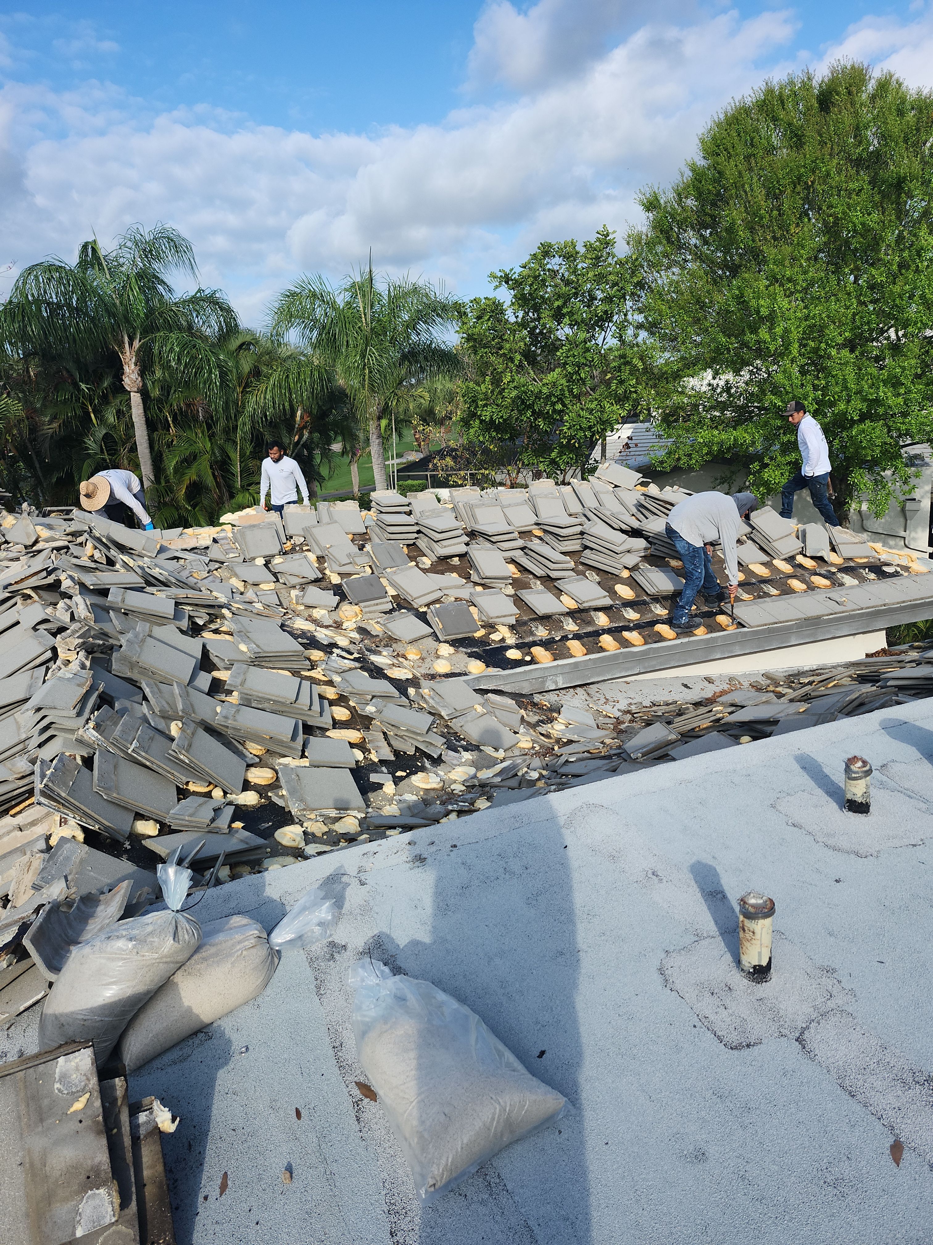 Premium Flat Roof and Tile Roof Replacement in Boca Raton’s Boca West – Eagle Roofing Royal Palm by Aastro Roofing