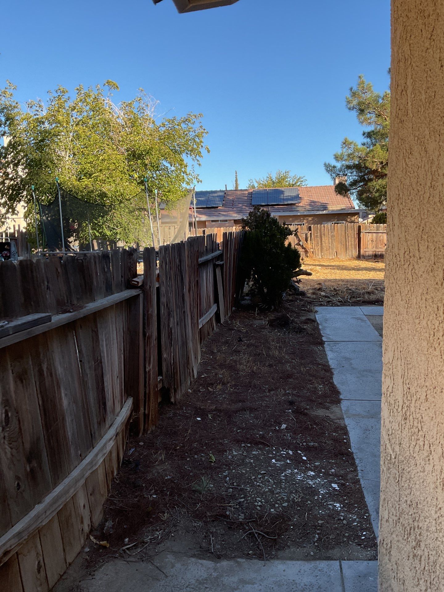 Fence Installation using Vinyl by Fence Guys Inc.