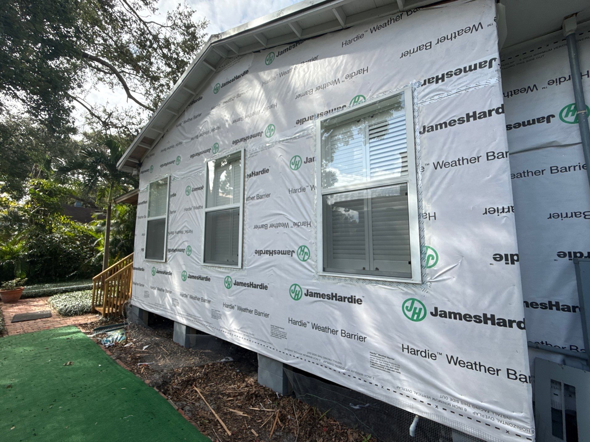 Harbor View Bungalow by Bayshore Exteriors