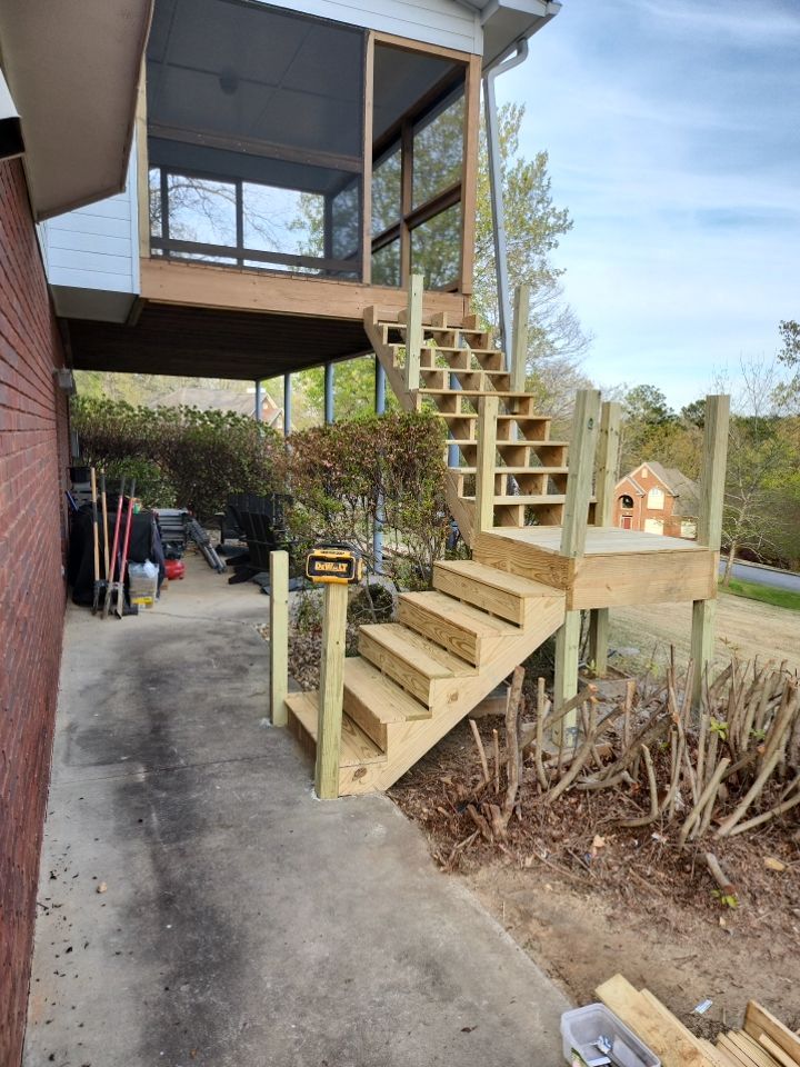 Shades Pointe Lane - Deck Installation  by Pillar and Pine