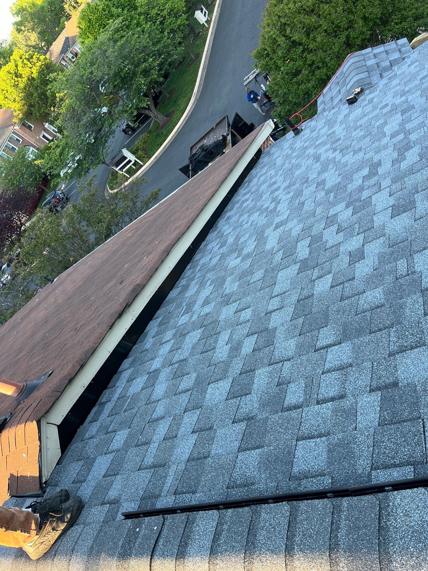 Oakton: CertainTeed Landmark Pro Designer Shingles in Max Def Pewter by RM Banning, Inc.