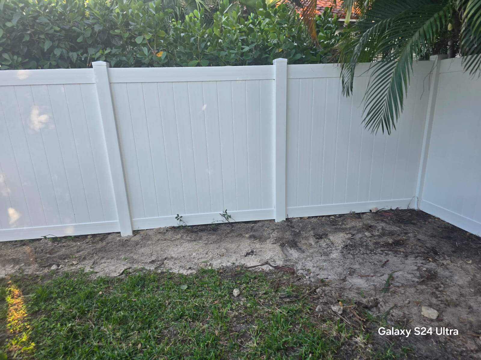 Full Residential Vinyl Privacy Fence Installation in Cape Coral by True Fence LLC