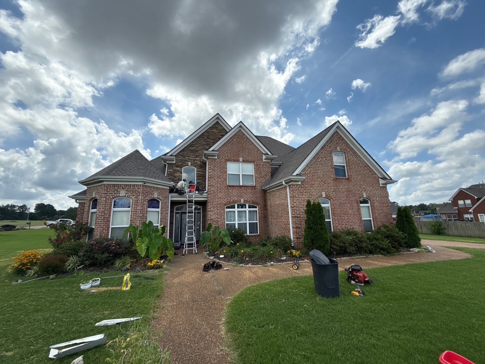 Complete Architectural Shingle Roof Replacement in Hernando, Mississippi by Revival Roofing Services