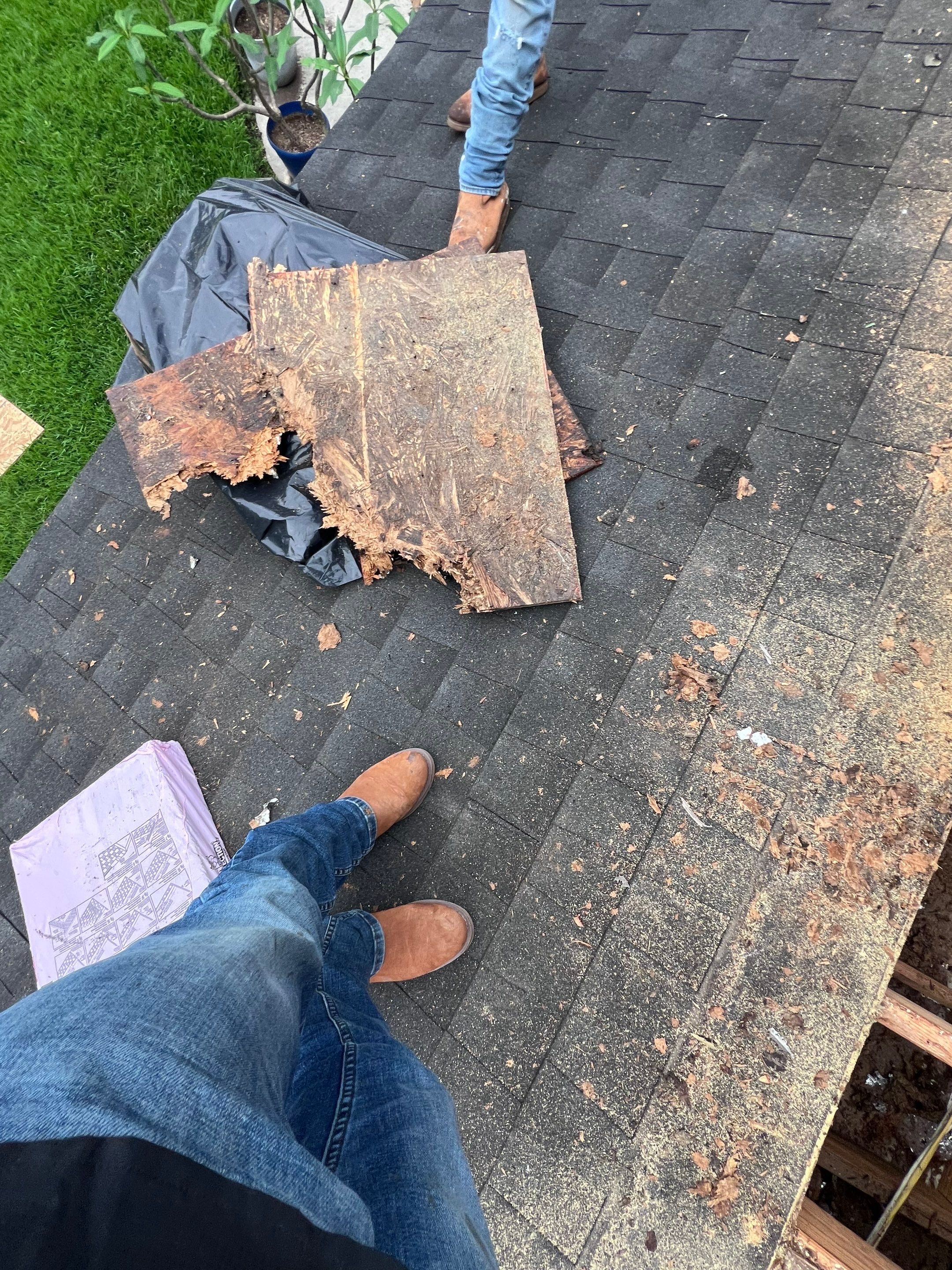 Residential Roofing Repair using Owen's Corning Duration (Lifetime) Shingles by Roof Repair Company