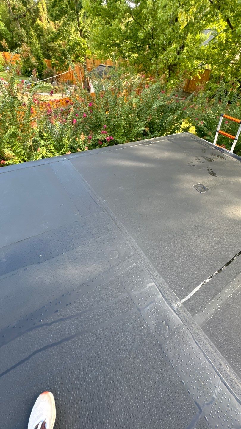 Alexandria: Residential Flat Roof Replacement with MuleHide TPO by RM Banning, Inc.