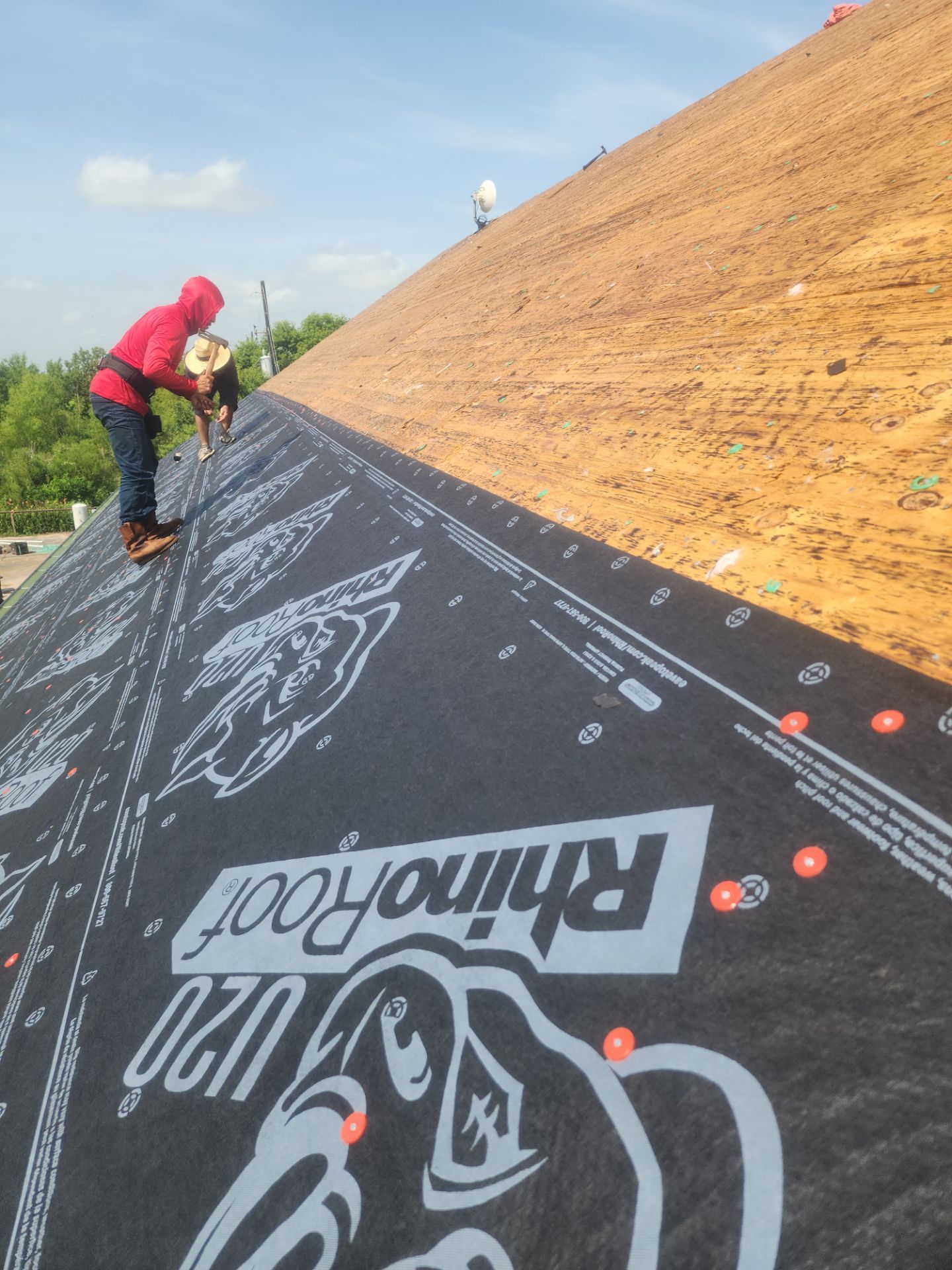 Residential Roofing Installation using Owen's Corning Duration (Lifetime) Shingles by Roof Repair Company