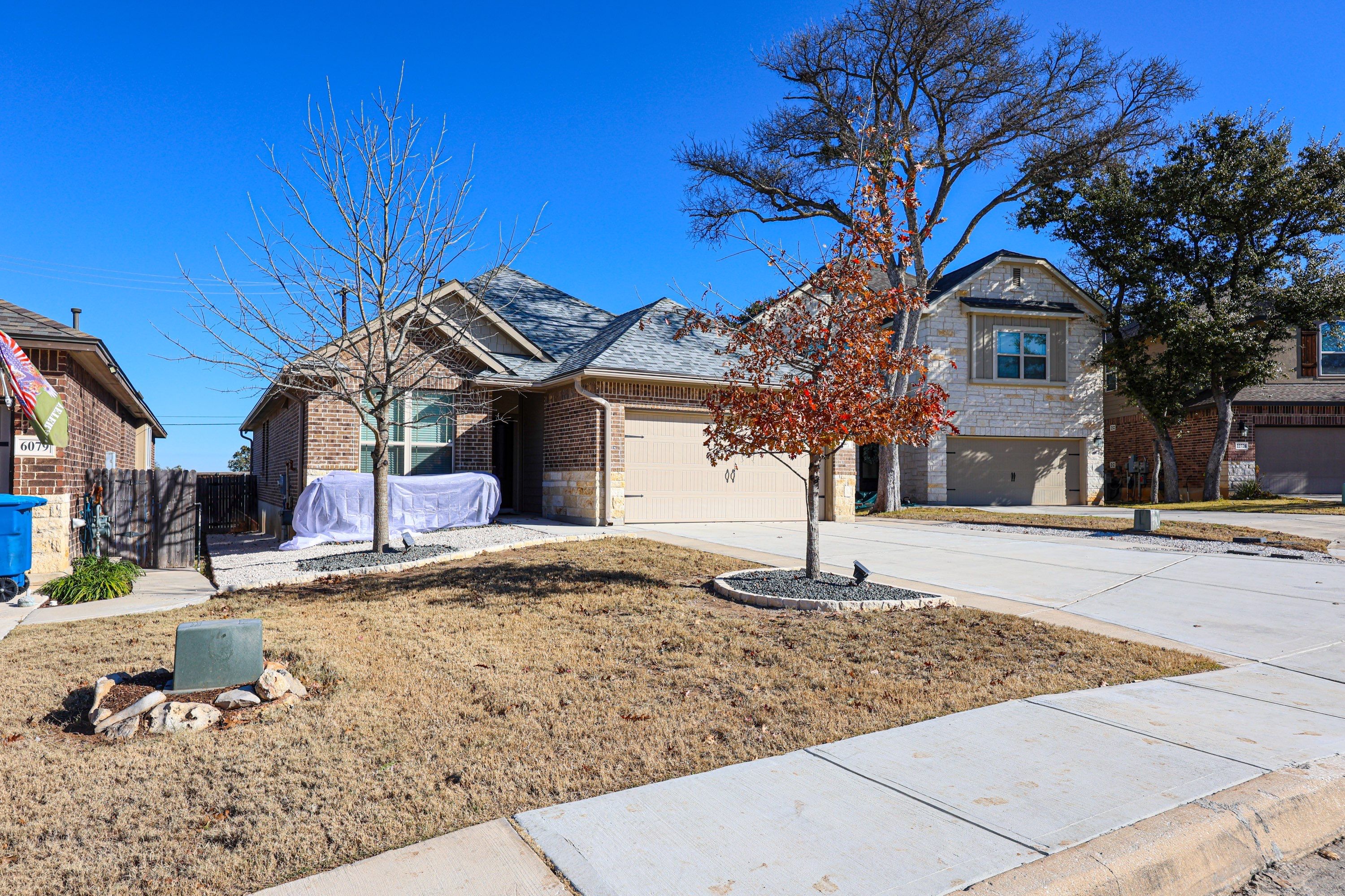 Wortham Oaks, San Antonio by Hole In One Lawns, LLC