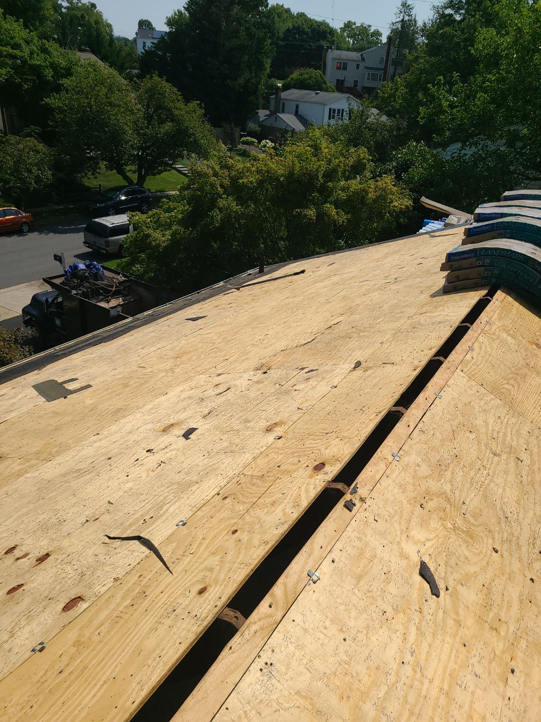 Vienna: Roof Replacement with CertainTeed Landmark Designer Shingles in Weathered Wood by RM Banning, Inc.