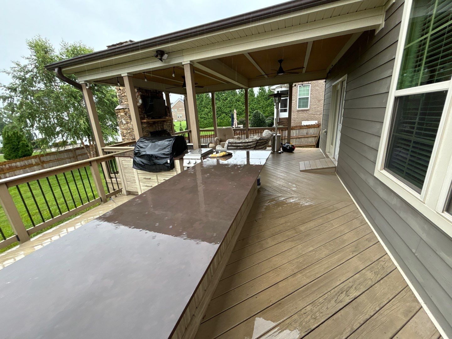 Weathered Deck using AcryFin by DuraSeal