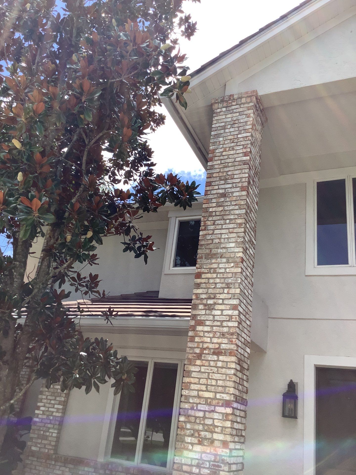 Seamless Gutters for Modern Homes in Sarasota FL by Gutter Professors