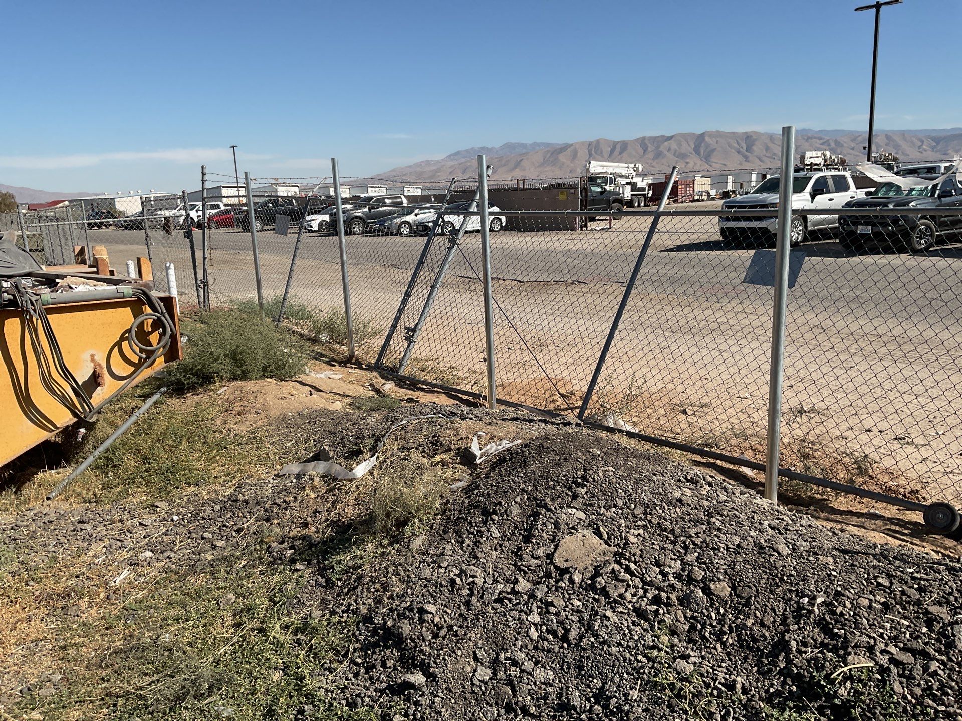 Commercial fence installation by Fence Guys Inc.