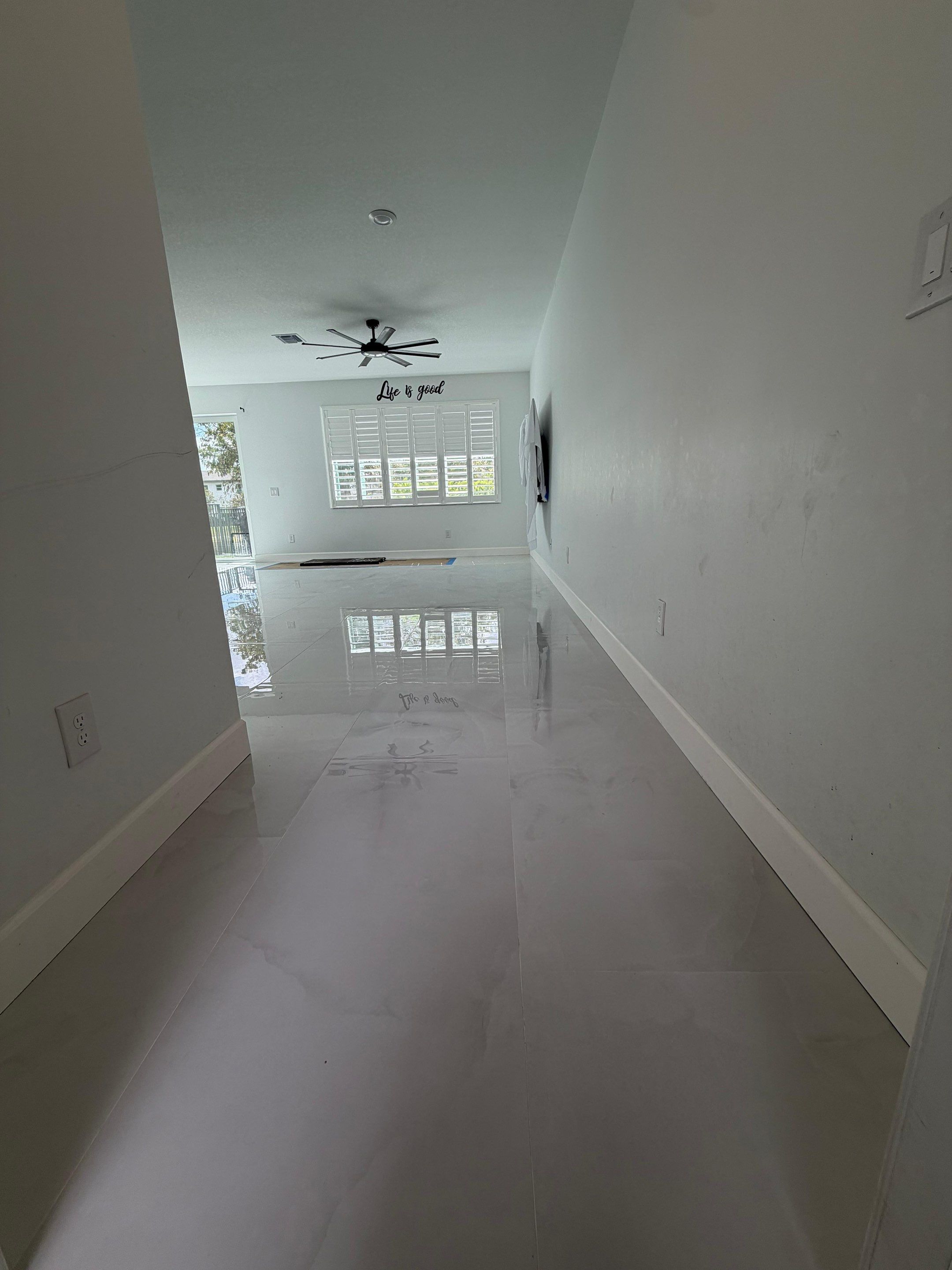Floors and Baseboards - Wellington by Hevi Tile