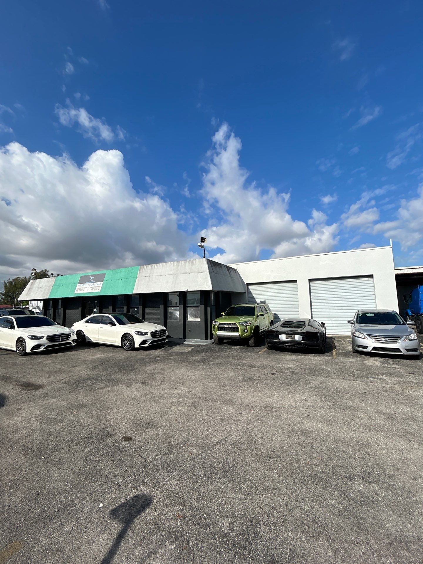 H GREG MIAMI by Souffront Construction & Engineering
