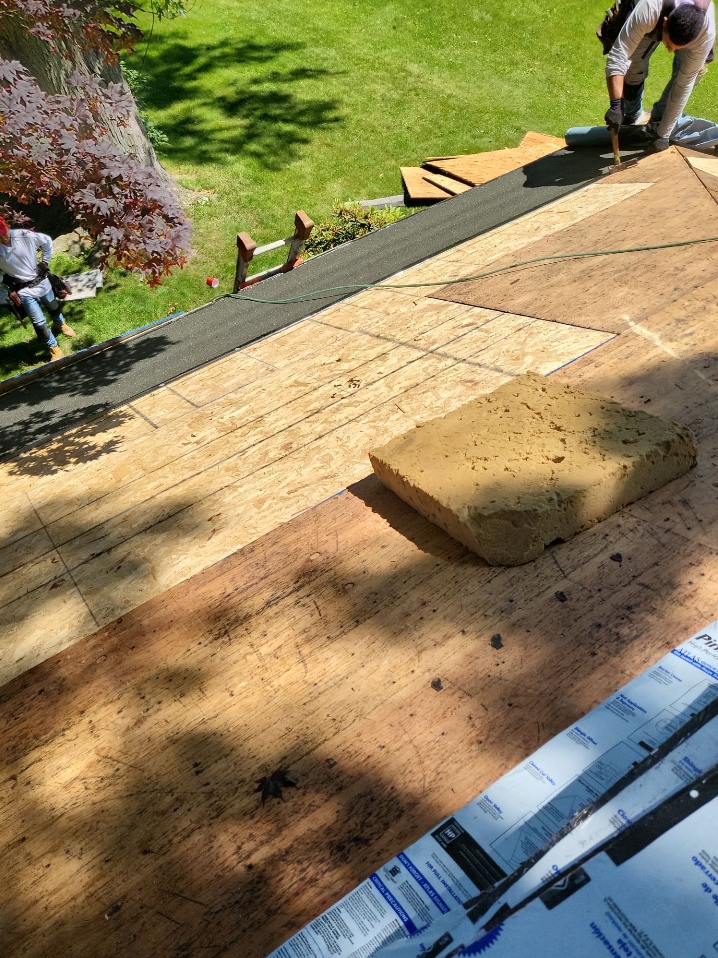 Atlas Pinnacle, Color, Burnt Hickory, Drip Edge, Color, Royal Brown by Eagle Eye Roofing