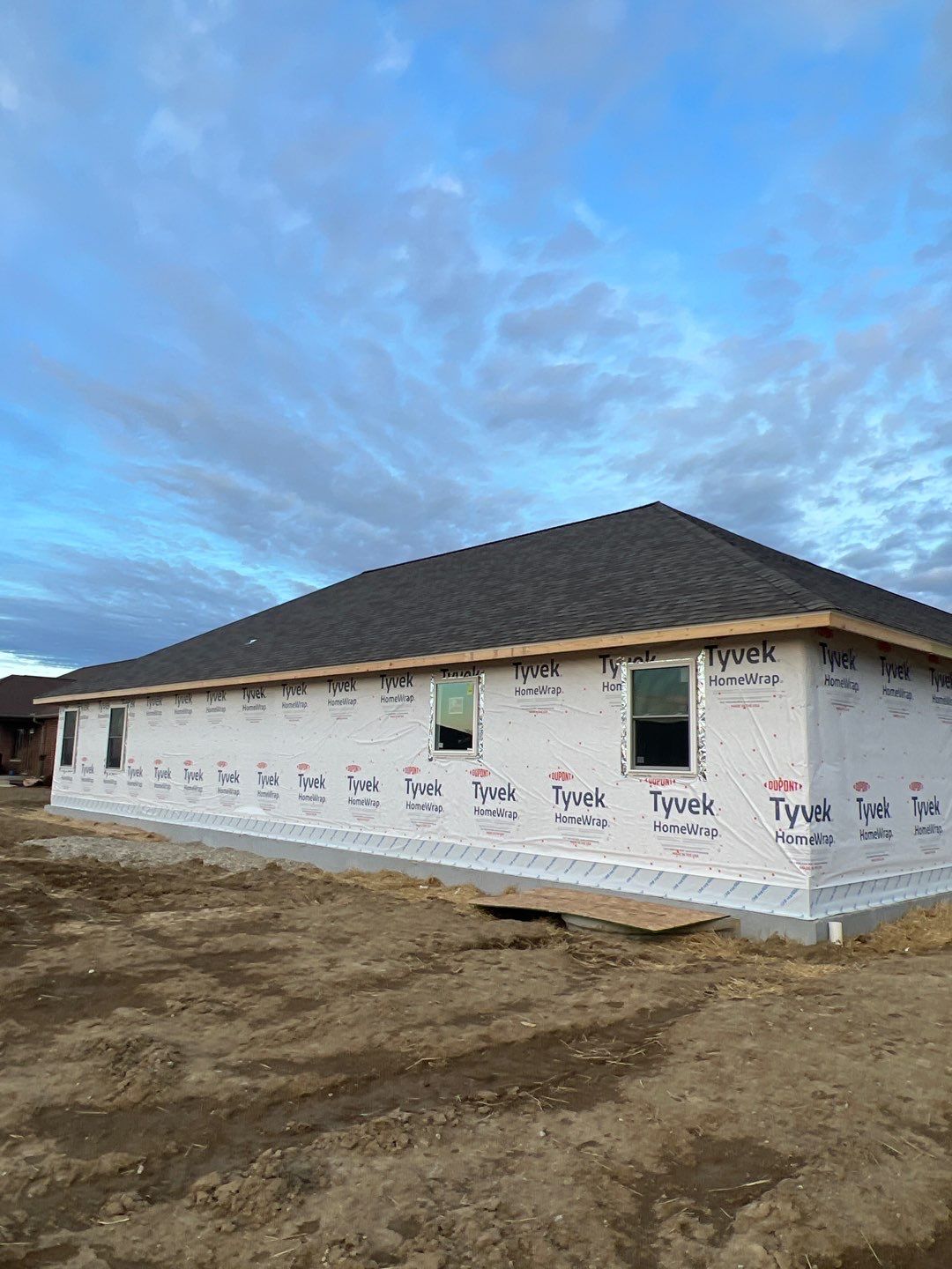Residential Roofing Installation using CertainTeed Landmark Weathered Wood by Nitro Roofing and Construction