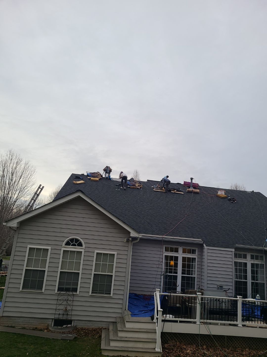 Manassas Landmark Pro Roof in Max Def Charcoal Black by RM Banning, Inc.