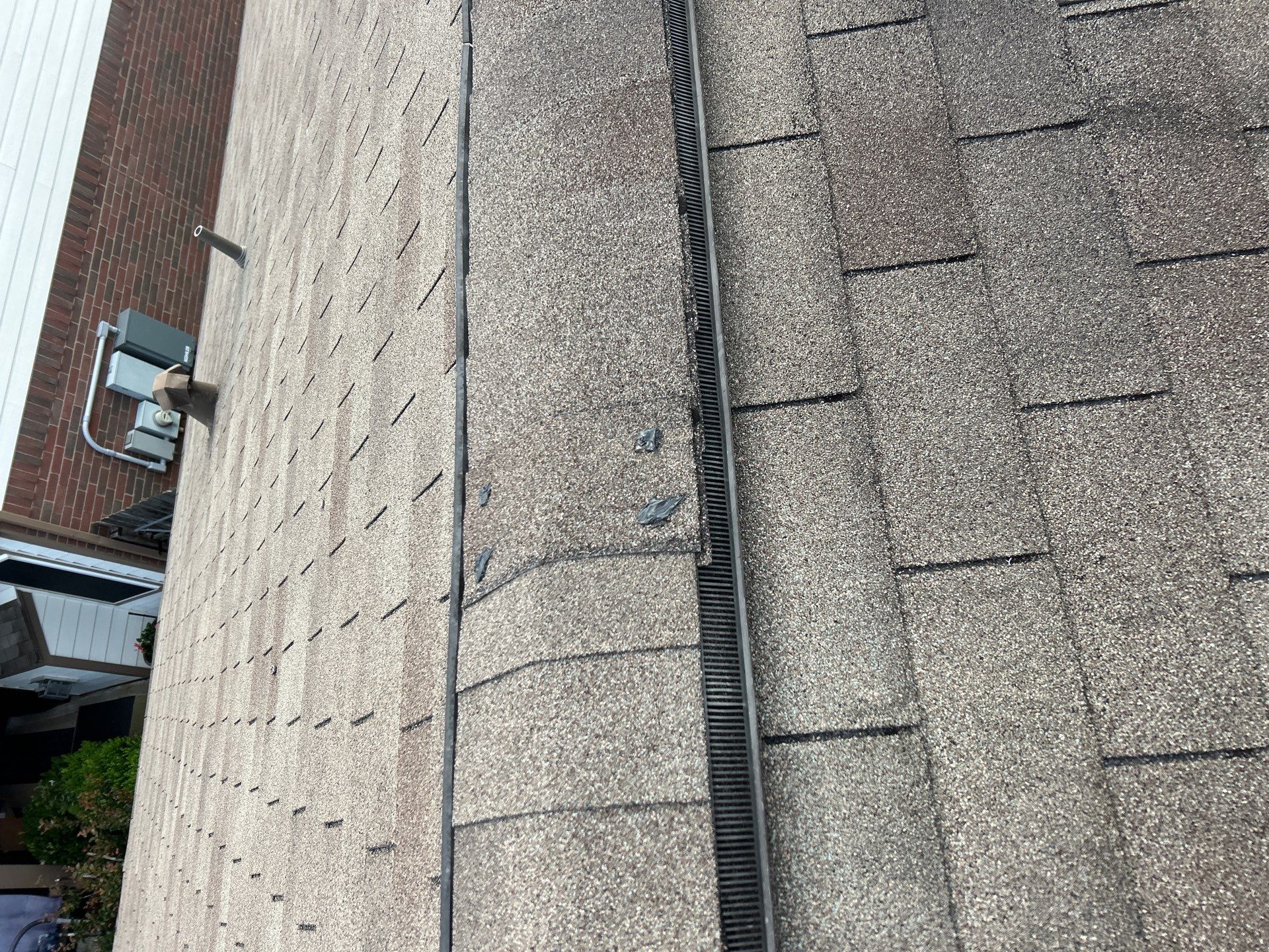 Hail Damage using Owen's Corning Duration (Lifetime) Shingles by Roof Repair Company
