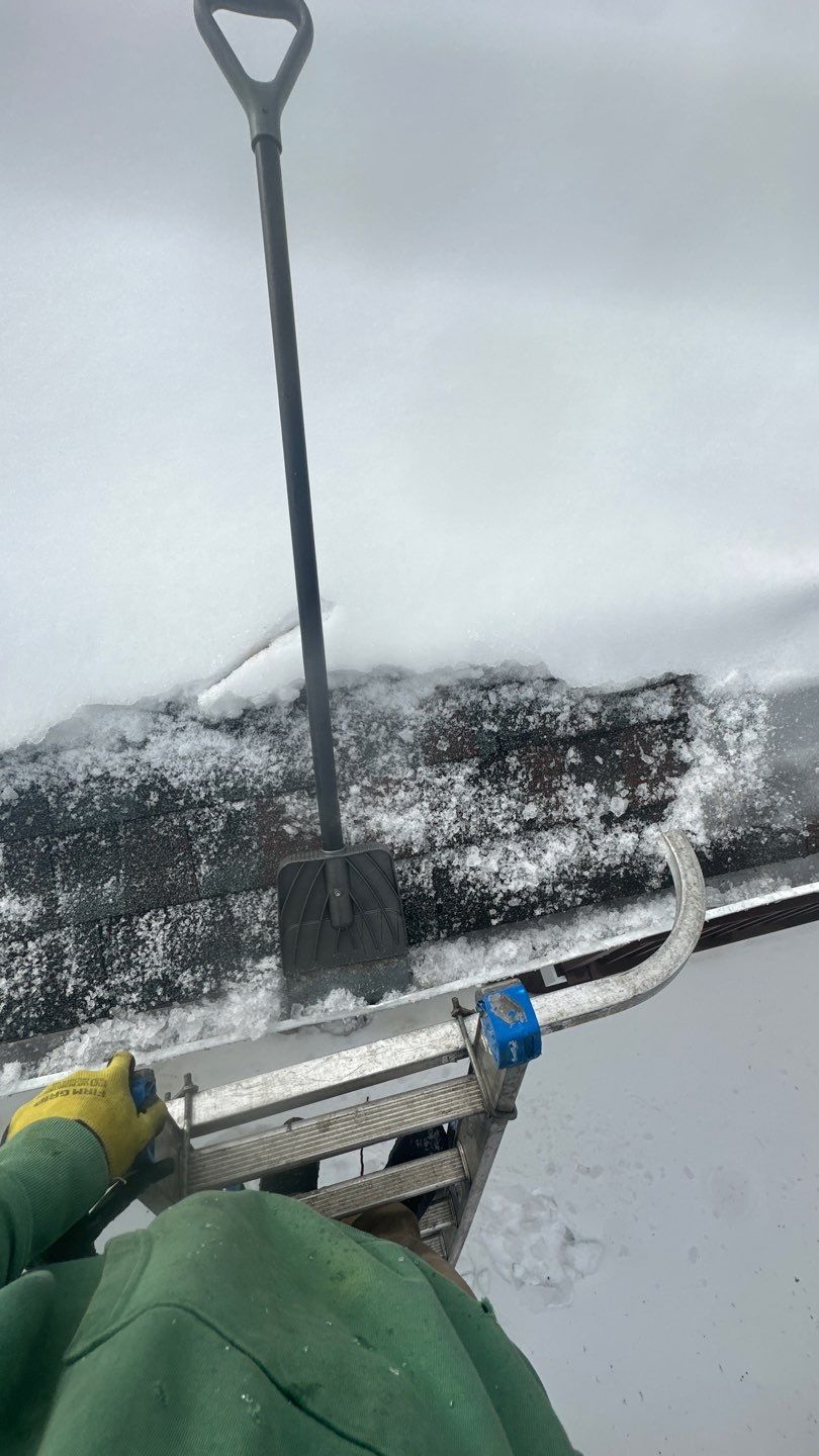 Roof Snow & Ice Dam Removal by Above All Gutters