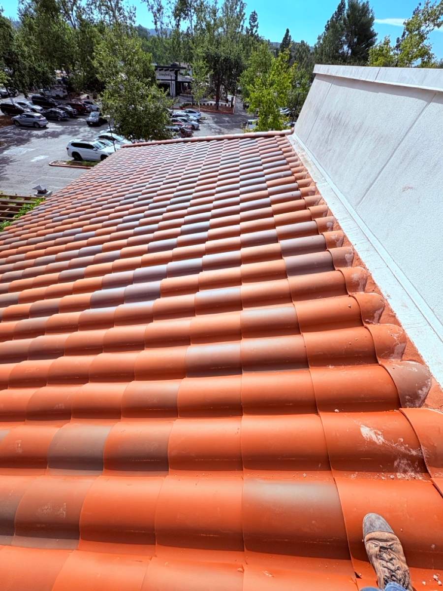 Regency Westlake Shopping Center  by Sanchez Single Ply Roofing