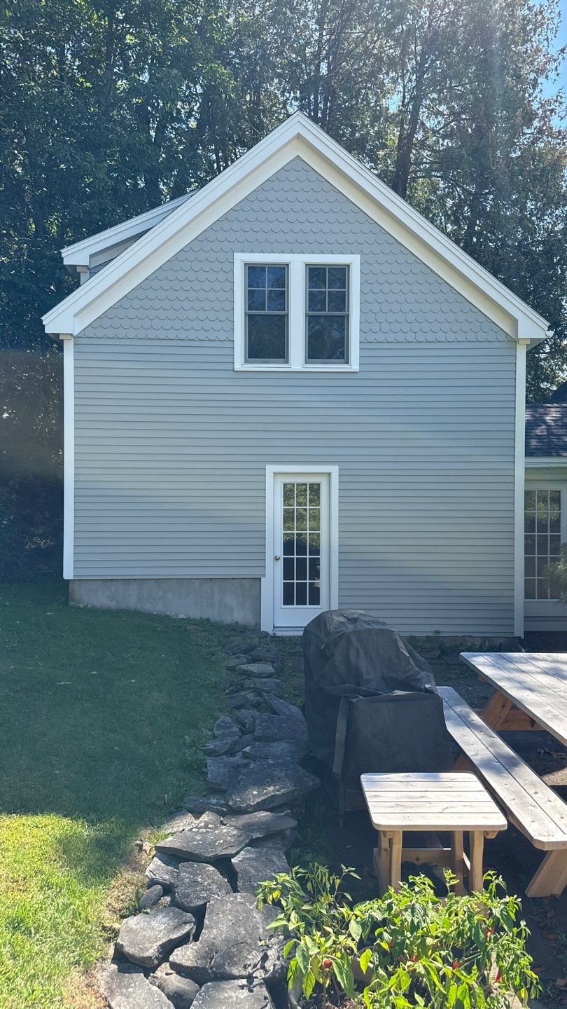 Project in Rockport by NORTH ATLANTIC PAINTING COMPANY 
