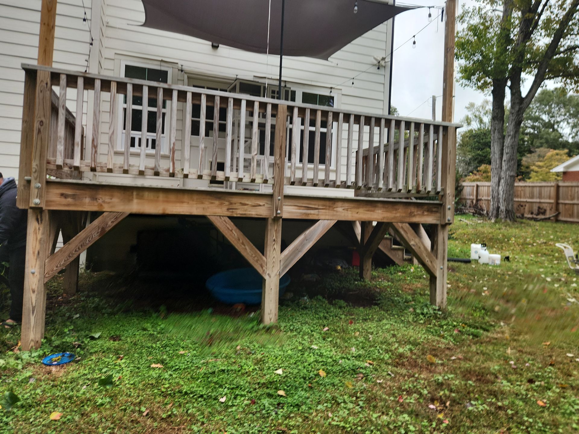 Wood Deck using Wood Sealant by DuraSeal