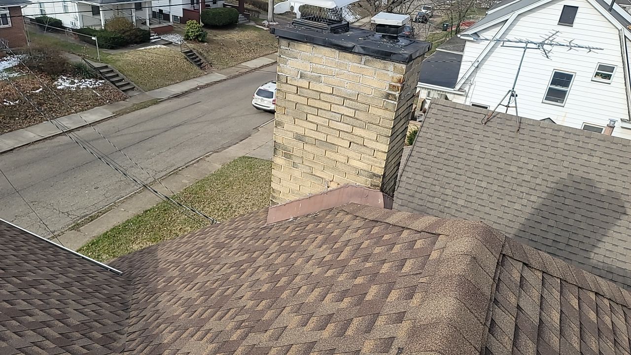 ATLAS PINNACLE COLOR: WEATHERED WOOD DRIP EDGE: MUSKET BROWN by Eagle Eye Roofing