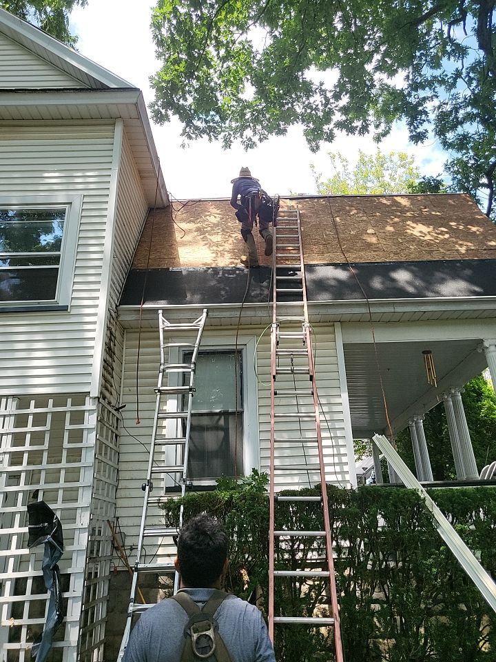 ATLAS PINNACLE COLOR: COASTAL GRANITE by Eagle Eye Roofing