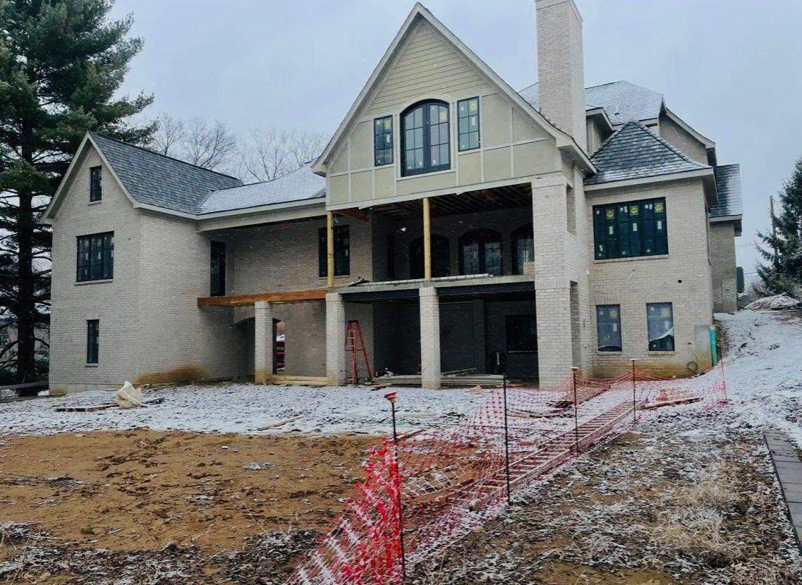 Dave Ott Homes/Principio Avenue by Pella Windows & Doors