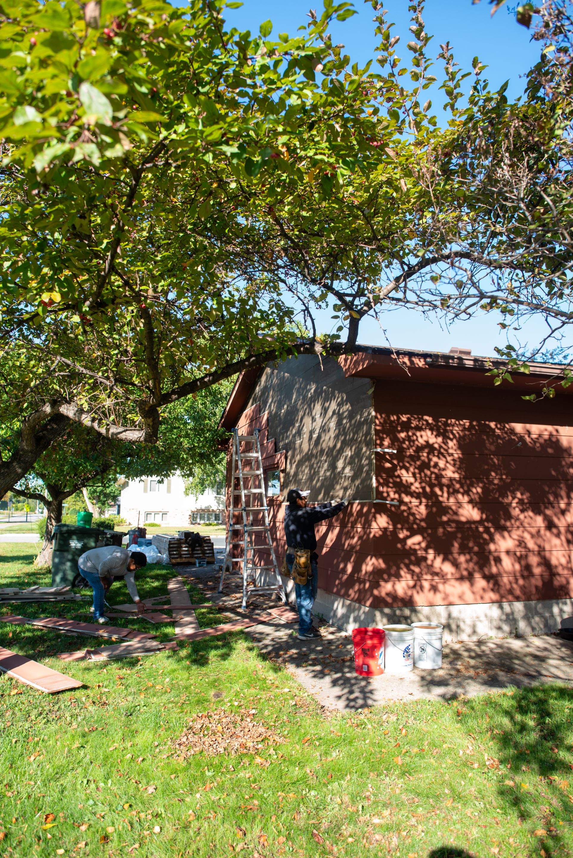EDCO Steel Siding Installation in Classic Red – Hutchinson, MN by Next Level Seamless Gutters / Exteriors Inc.