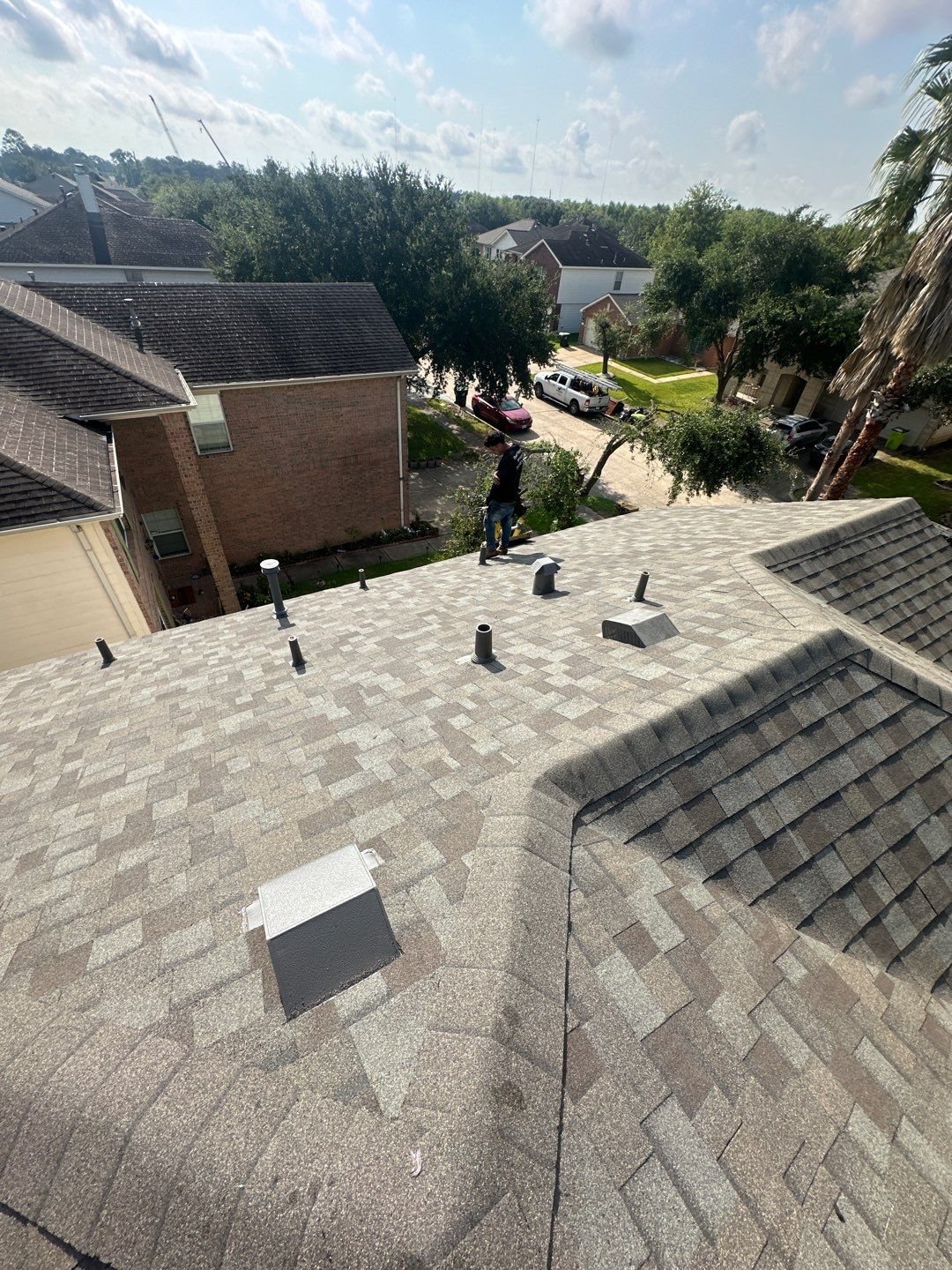Residential Roofing Installation using Owen's Corning Duration (Lifetime) Shingles by Roof Repair Company