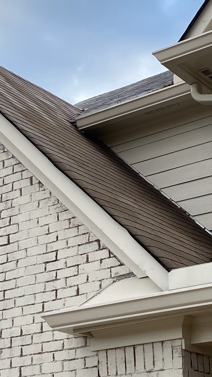 Wind Damage Roof Repair – Missing Shingles & Siding Leak in Alpharetta, GA by Mosaic Roofing Company