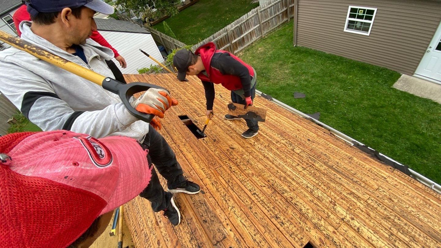 Siding Replacement using CertainTeed Restoration Classic D5 Forest Green by 180 Contractors