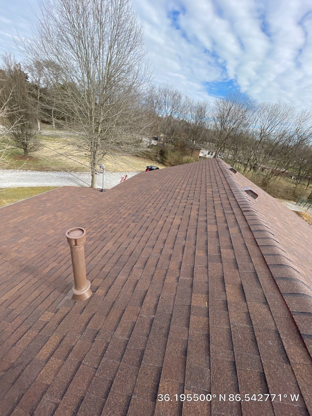 Residential Roofing Installation using Owens Corning Oakridge Roofing System by Undersun Roofing 