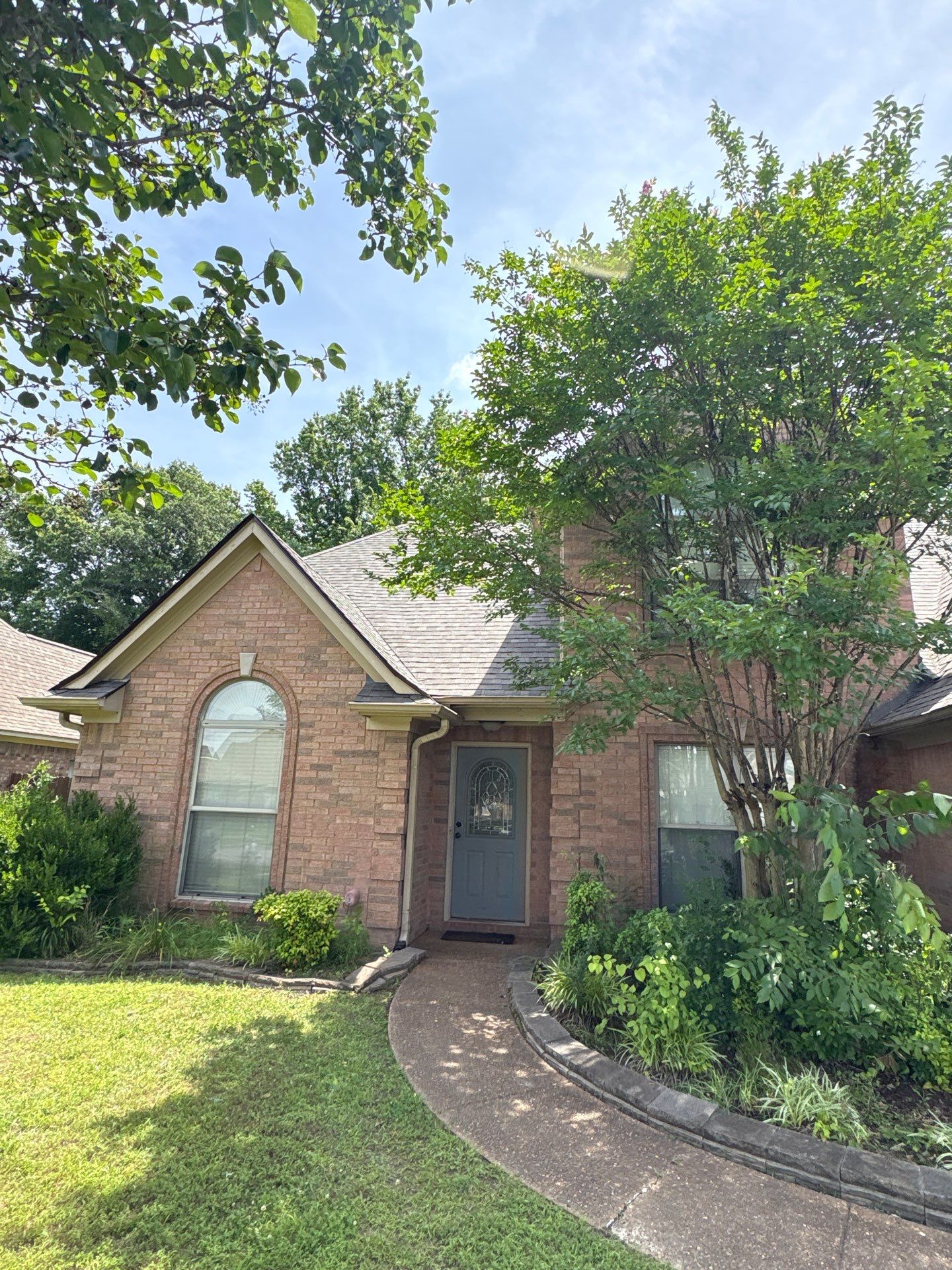 CertainTeed Landmark Asphalt Shingle Roof Replacement in Arlington by Cool Roofs