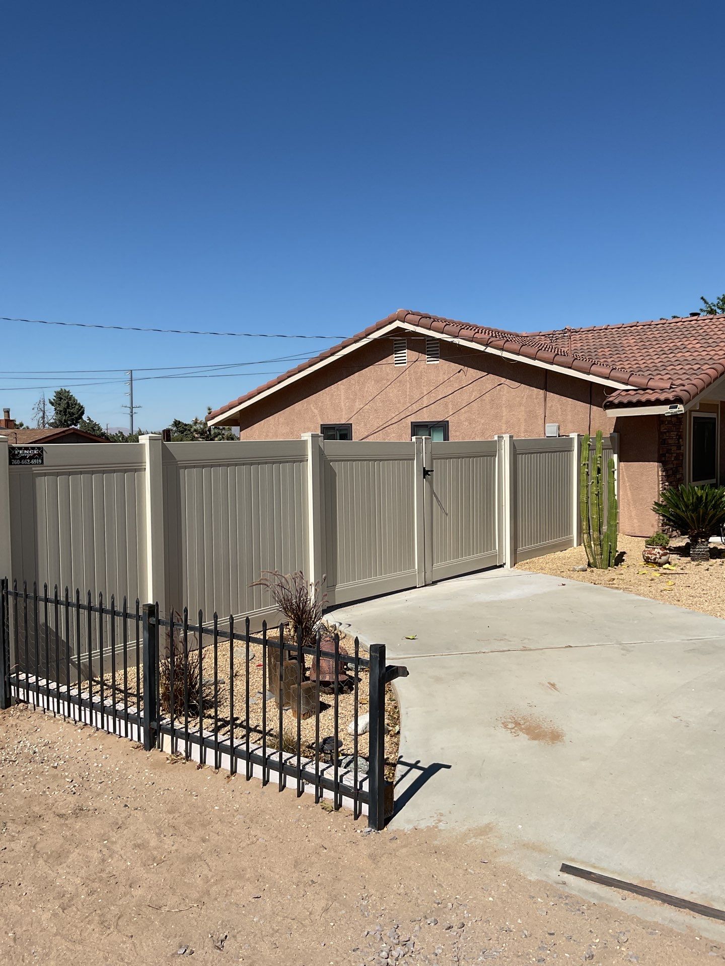 Fence Installation using Vinyl by Fence Guys Inc.