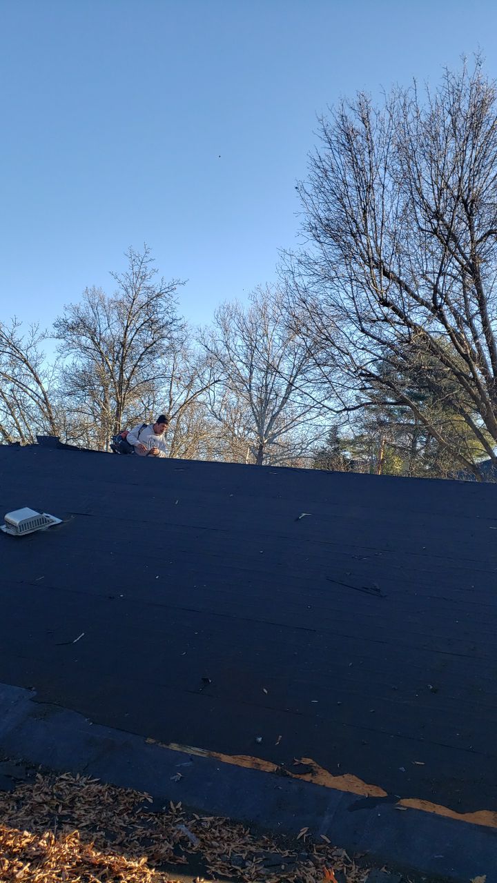 Arlington: CertainTeed Landmark Designer Shingles in Cobblestone Gray by RM Banning, Inc.