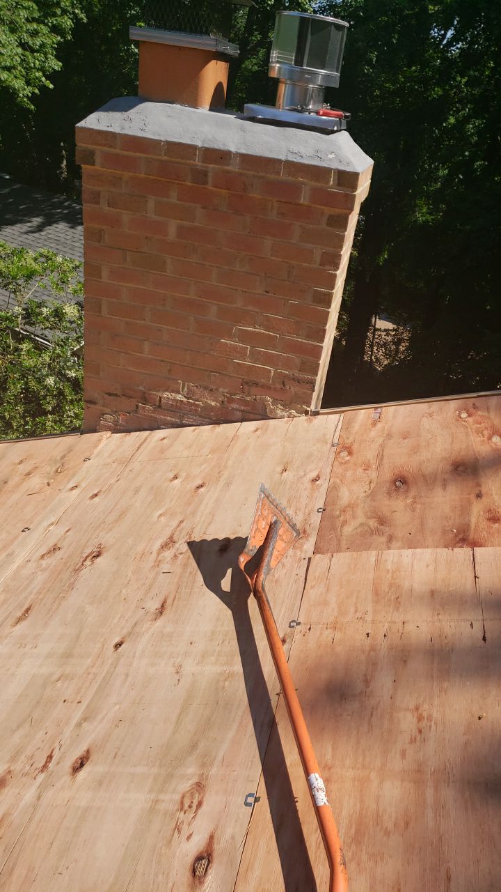 Springfield CertainTeed Landmark Weathered Wood Roof Installation by RM Banning, Inc.