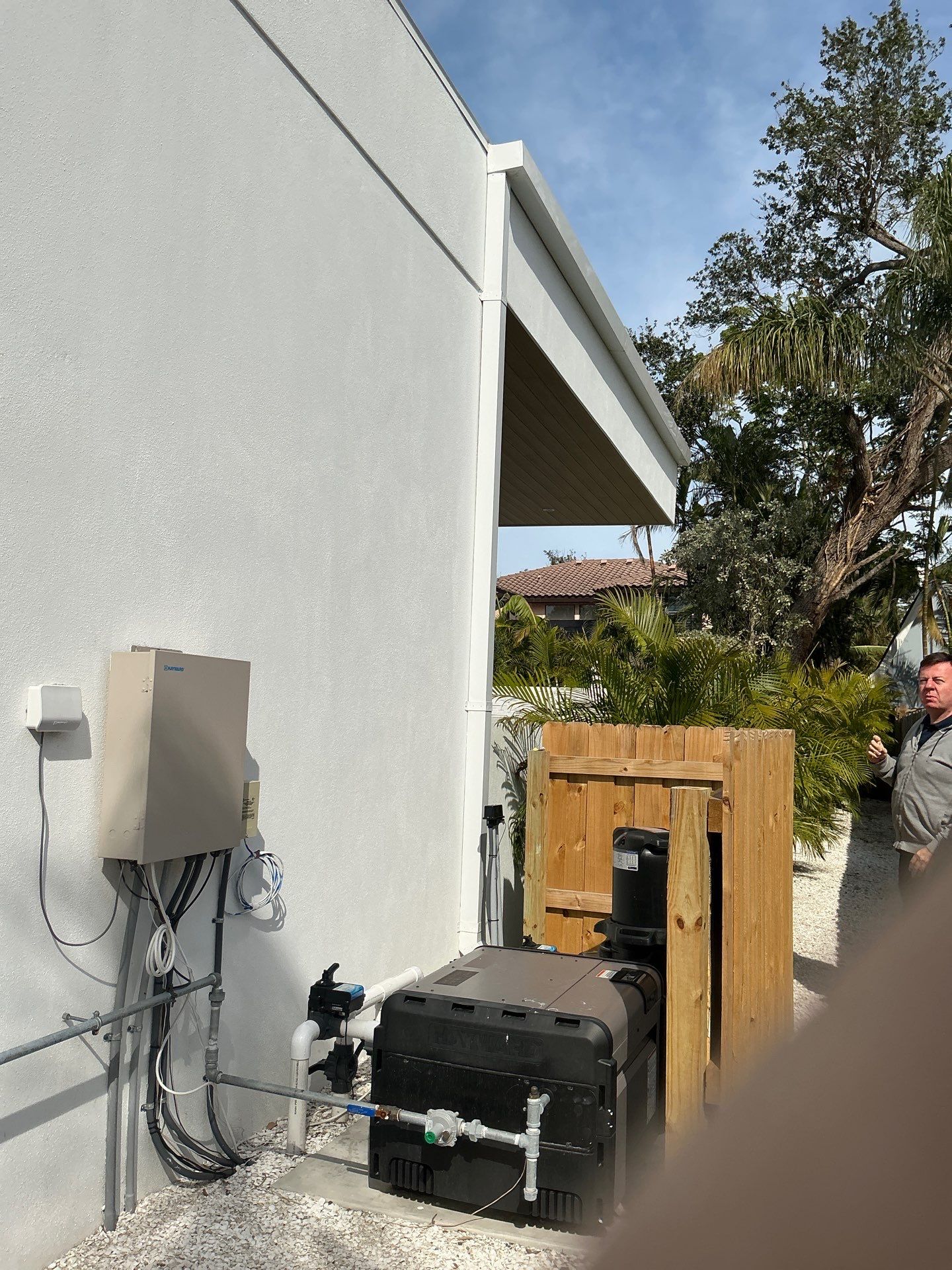 7 inch seamless gutters using smooth box gutters in Sarasota FL by Gutter Professors