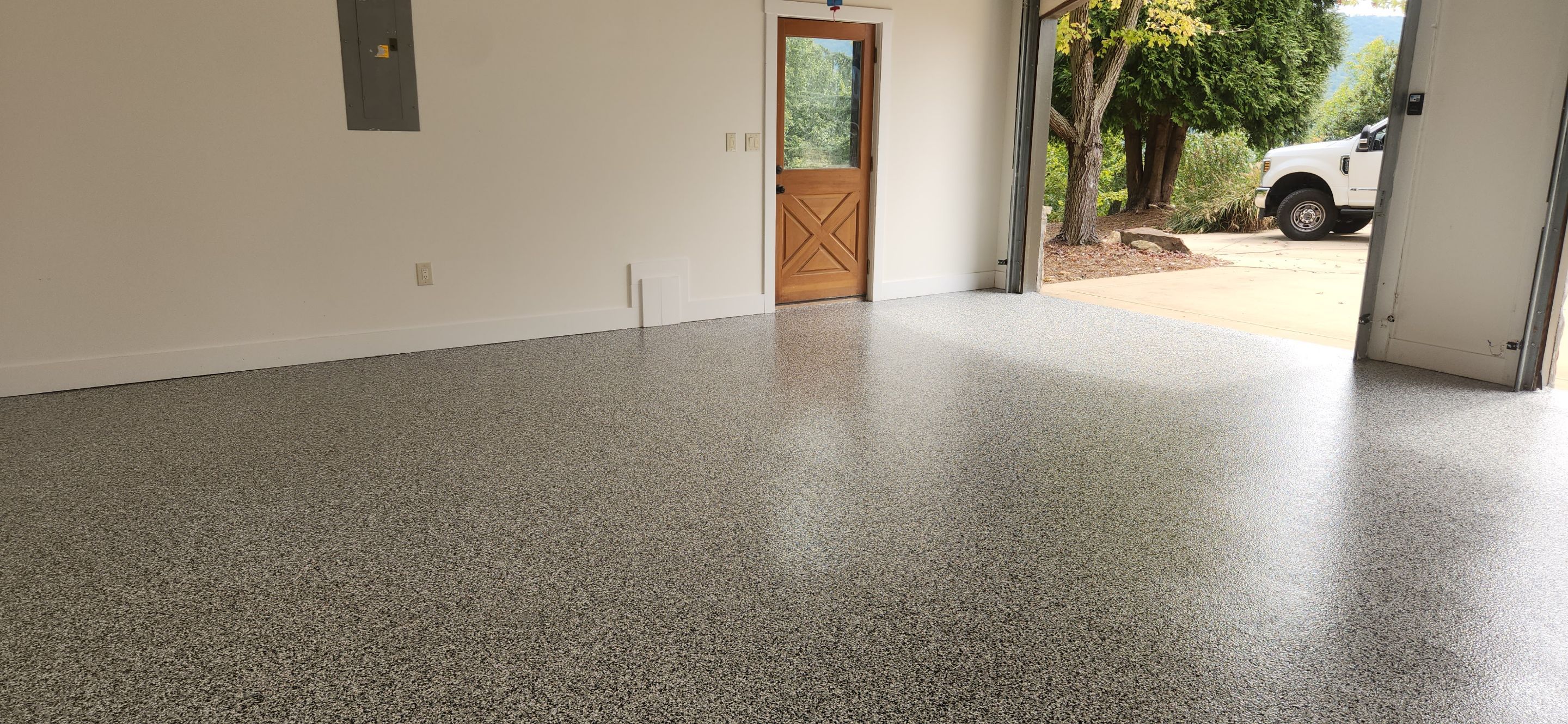 Garage using Domino by Elite Floor Solutions