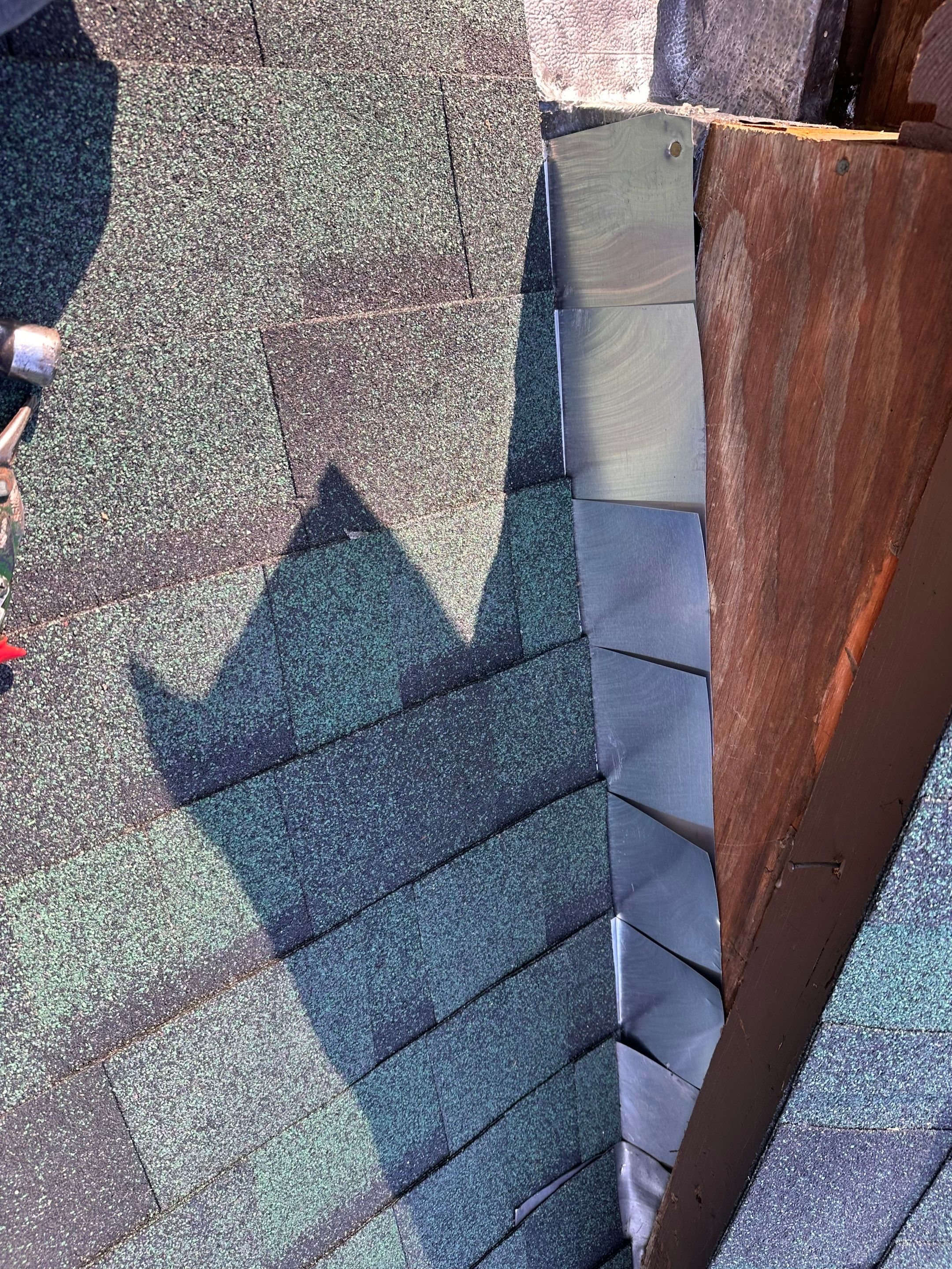 Green Architectural Asphalt Shingle Roof Replacement in Epsom by Tall pine roofing