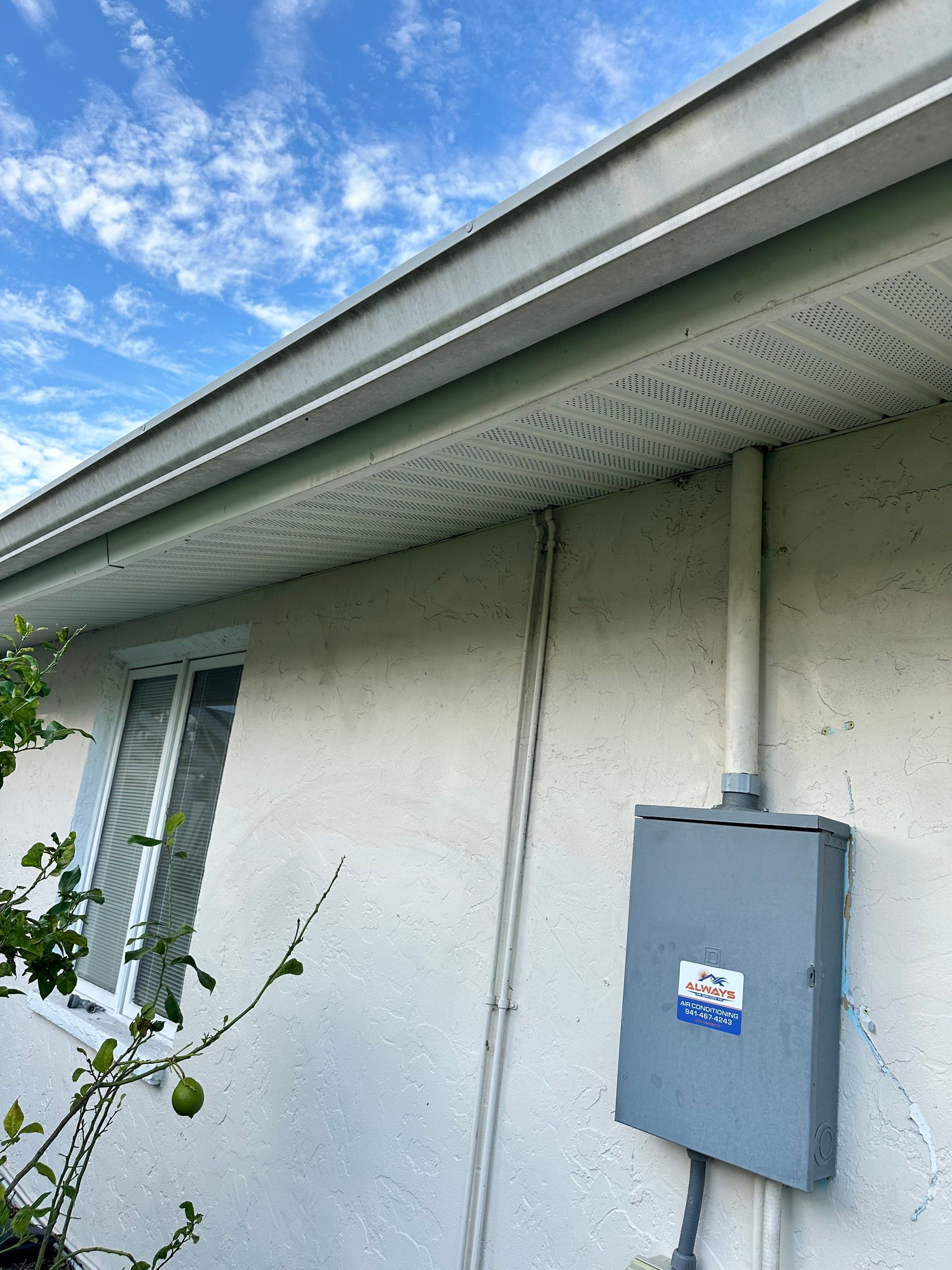 Soffit and Fascia Installation in Sarasota FL by Gutter Professors
